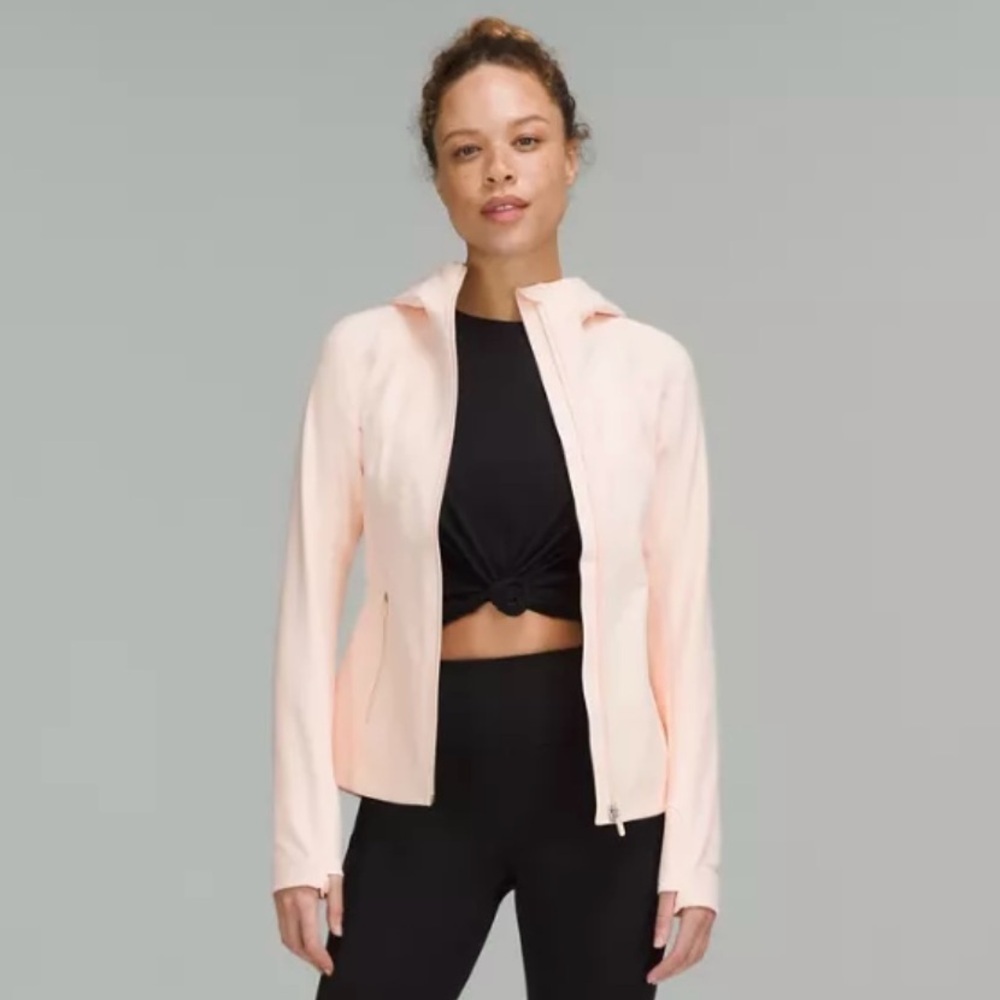 Lululemon Stretch Slim Fit Running Jacket Size 8 in Butter Pink - Picture 2 of 6